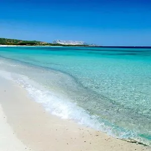 Indipendente Al Mare Budoni , Tanaunella Italien